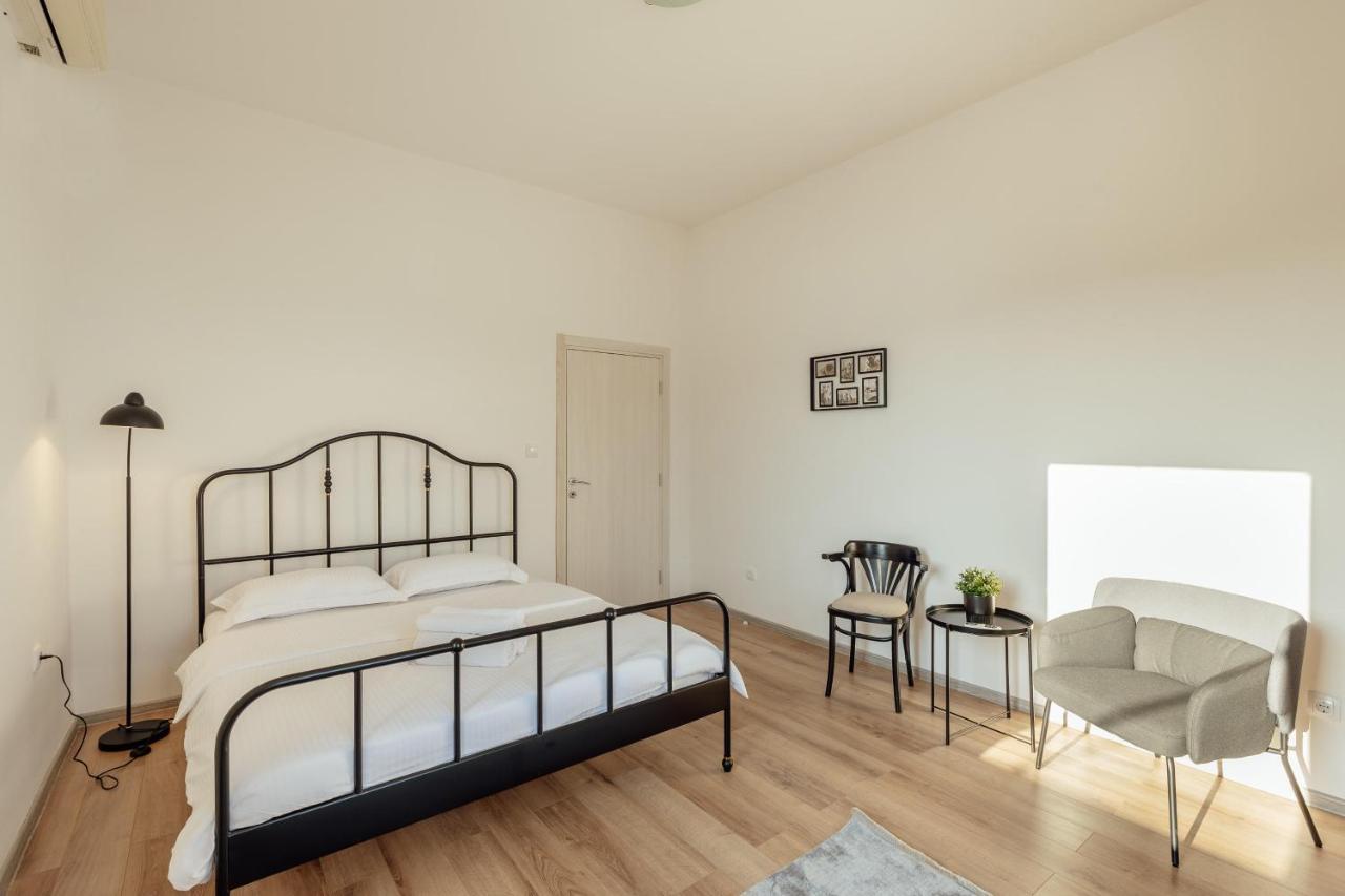 City Port Apartment Herceg Novi Extérieur photo